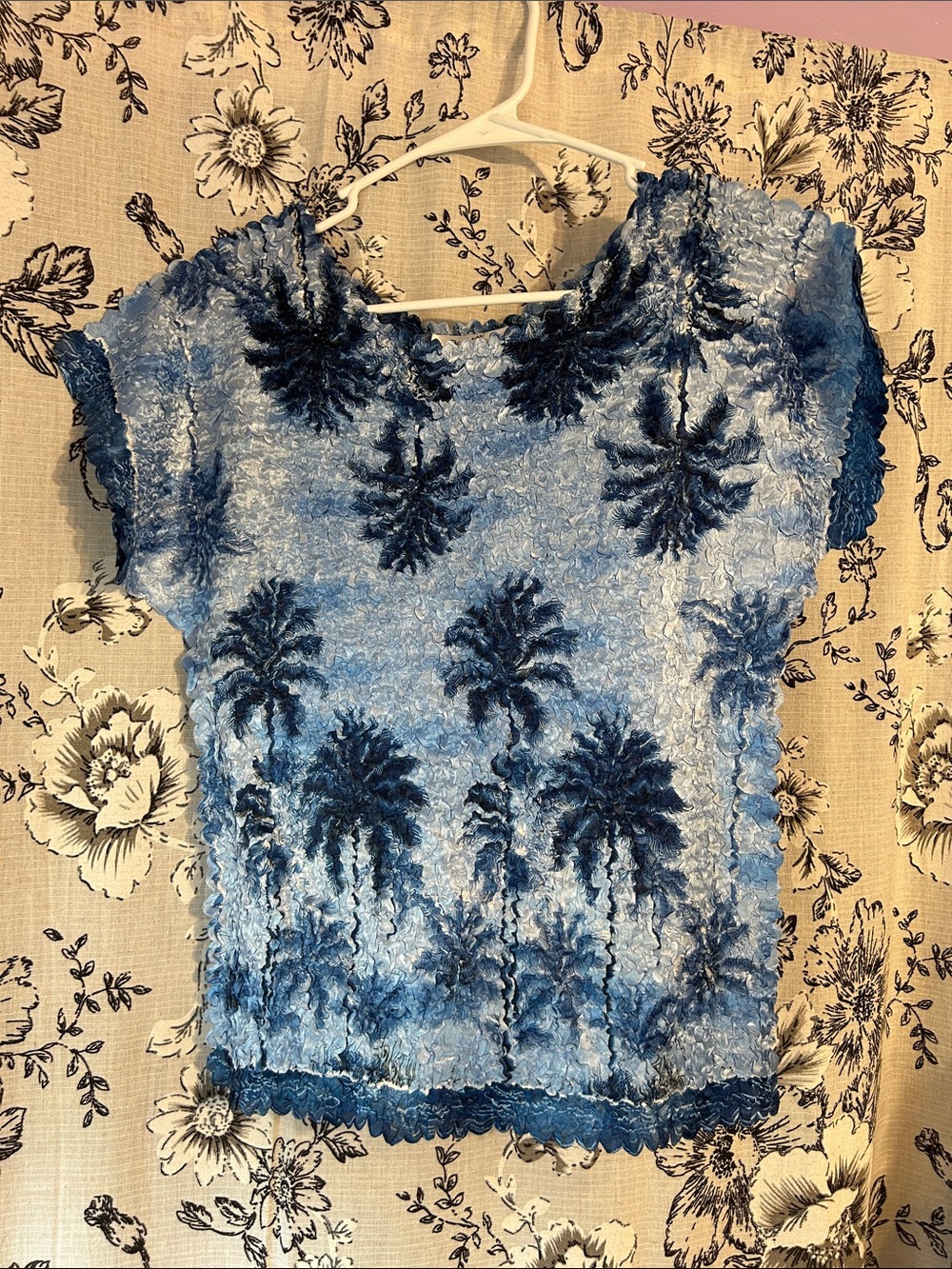 Blue Palm-Print Short Sleeve Women's Top